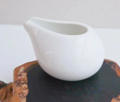 Elegant Ceramic Gravy Boat