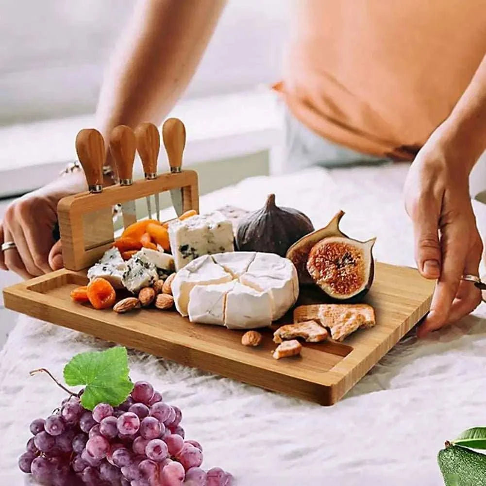 Bamboo Cutting Board / Cheese Platter with Cutlery